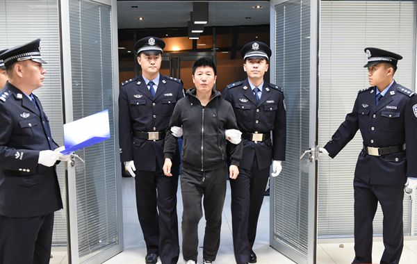 吉林通化金马药业有限公司原懂事长闫永明到案
