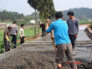 打通的是路,贴近的是心(在习近平新时代中国特色社会主义思想指