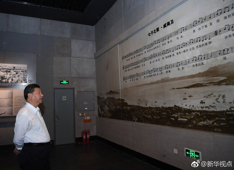 习近平走进社区食堂问民生