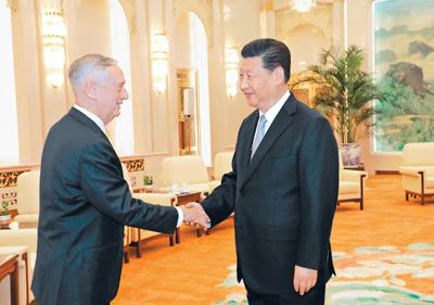 6月27日,国家主席习近平在北京人民大会堂会见来访的美国国防部长马蒂斯。 新华社记者 李 刚摄
