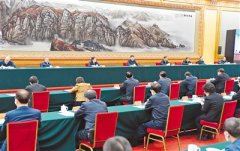 习近平在决战决胜脱贫攻坚座谈会上强调 坚决克服新冠肺炎疫情影响 坚决夺取脱贫攻坚战全面胜利
