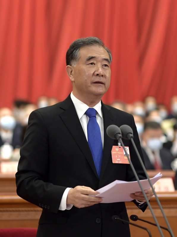 5月27日,中国人民政治协商会议第十三届全国委员会第三次会议在北京人民大会堂闭幕。中共中央政治局常委、全国政协主席汪洋主持闭幕会并发表讲话。新华社记者 谢环驰 摄