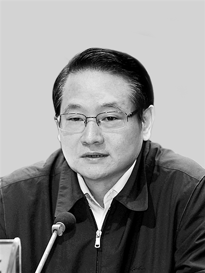 易炼红
