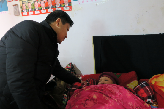 〖扶贫攻坚战中的优秀纪检监察干部群像④〗