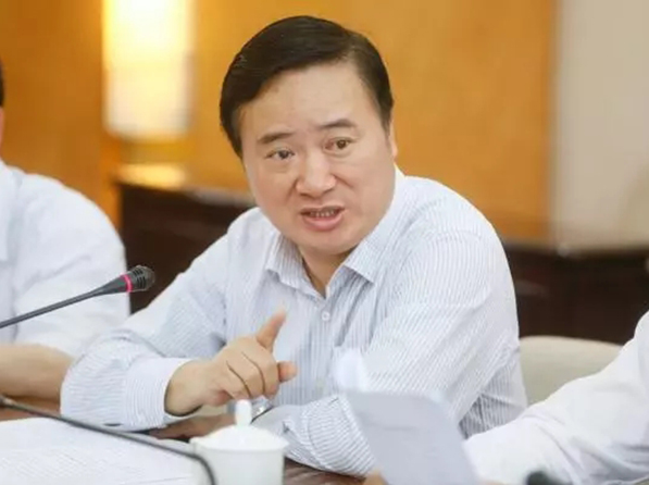 百姓喊“父母官”,为何让浦东区委书记觉得“不是滋味”?