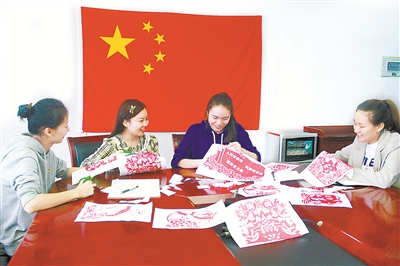 至诚报国的人生最壮美