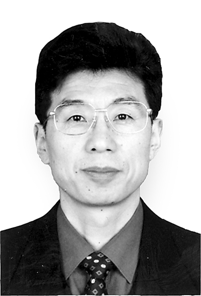 (中央纪委驻国家体育总局纪检组组长 王庆云)