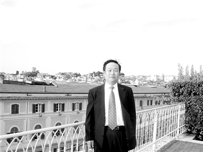 戴焰军 戴焰军,中央党校(国家行政学院)教授,中宣部马克思主义研究与建设工程专家组成员,中央党校马克思主义研究创新工程课题组首席专家