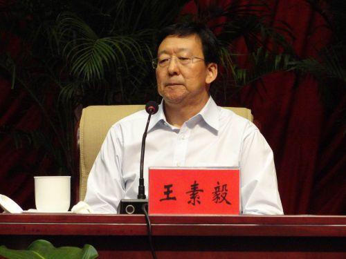 资料图:内蒙古自治区党委统战部原部长王素毅