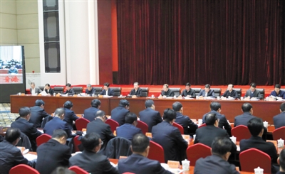 11月11日,经党中央批准,全国推开国家监察体制改革试点工作动员部署电视电话会议在太原召开。中共中央政治局常委、中央纪委书记赵乐际出席会议并讲话。新华社记者 鞠鹏 摄