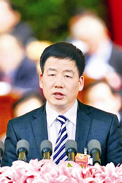 骆沙鸣,台湾新竹人。现任全国政协委员,台盟中央常委、台盟中央两岸文化工作交流委员会主任。