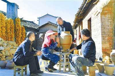 “苦窑工”捧上了“金饭碗”