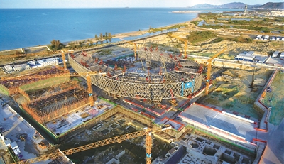 海南三亚崖州湾科技城的深海科技创新公共平台项目正在有序建设。 新华社记者 杨冠宇 摄